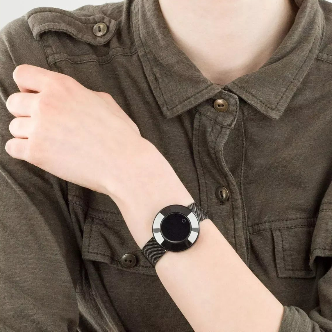 Ladies Smart Watch with Mesh Strap